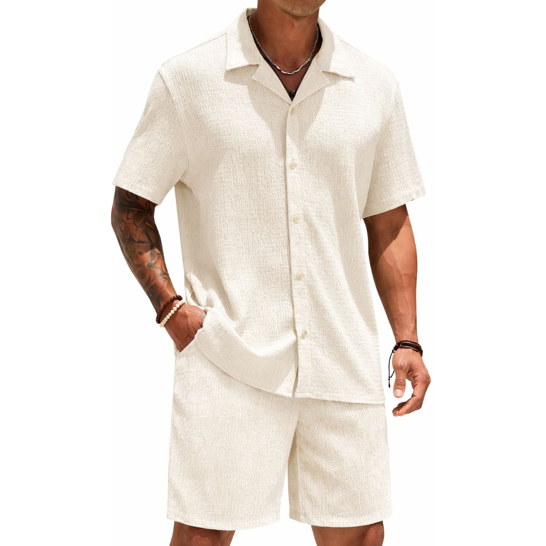 Conjunto casual con camisa de manga corta y pantalones cortos