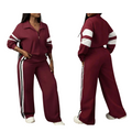 Conjunto de chaqueta con cremallera y pantalones a rayas de pierna ancha